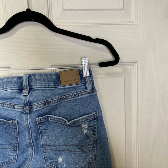 American Eagle Women’s Curvy Straight Distressed Jeans Sz 2L - Picture 9 of 14
